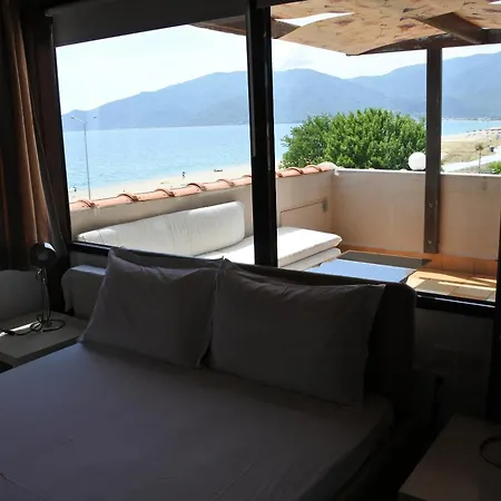 Big Dino's Galini Konukevi *